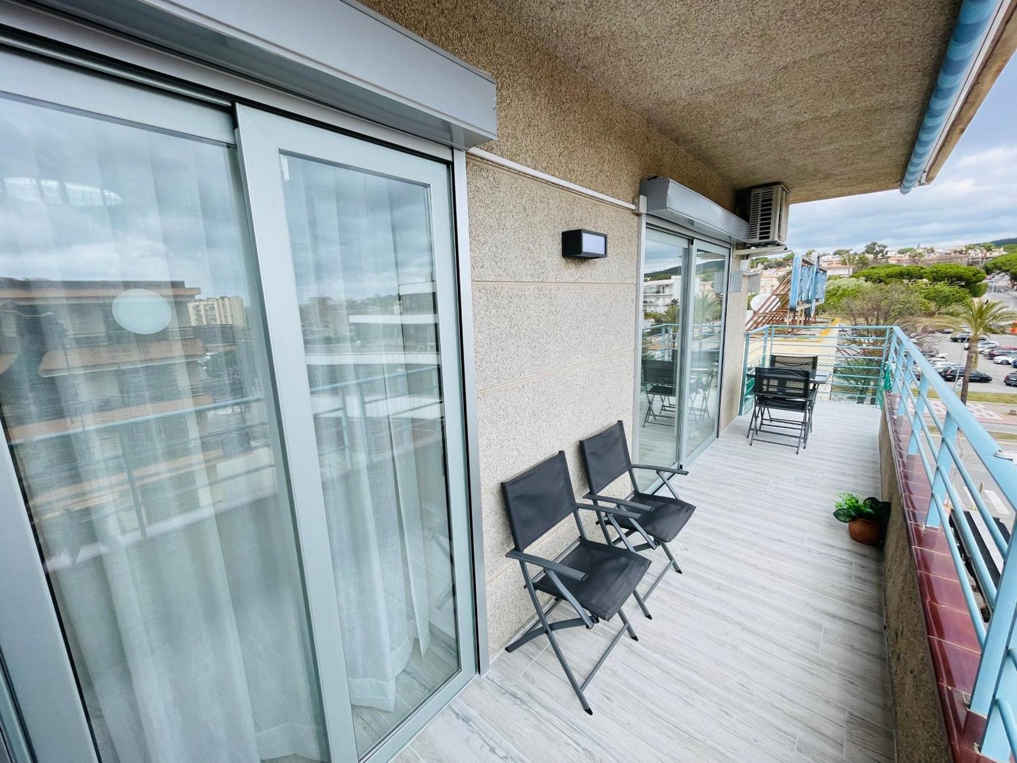 Apartamento Salvis Balcon Y Piscina Platja d'Aro Luaran gambar