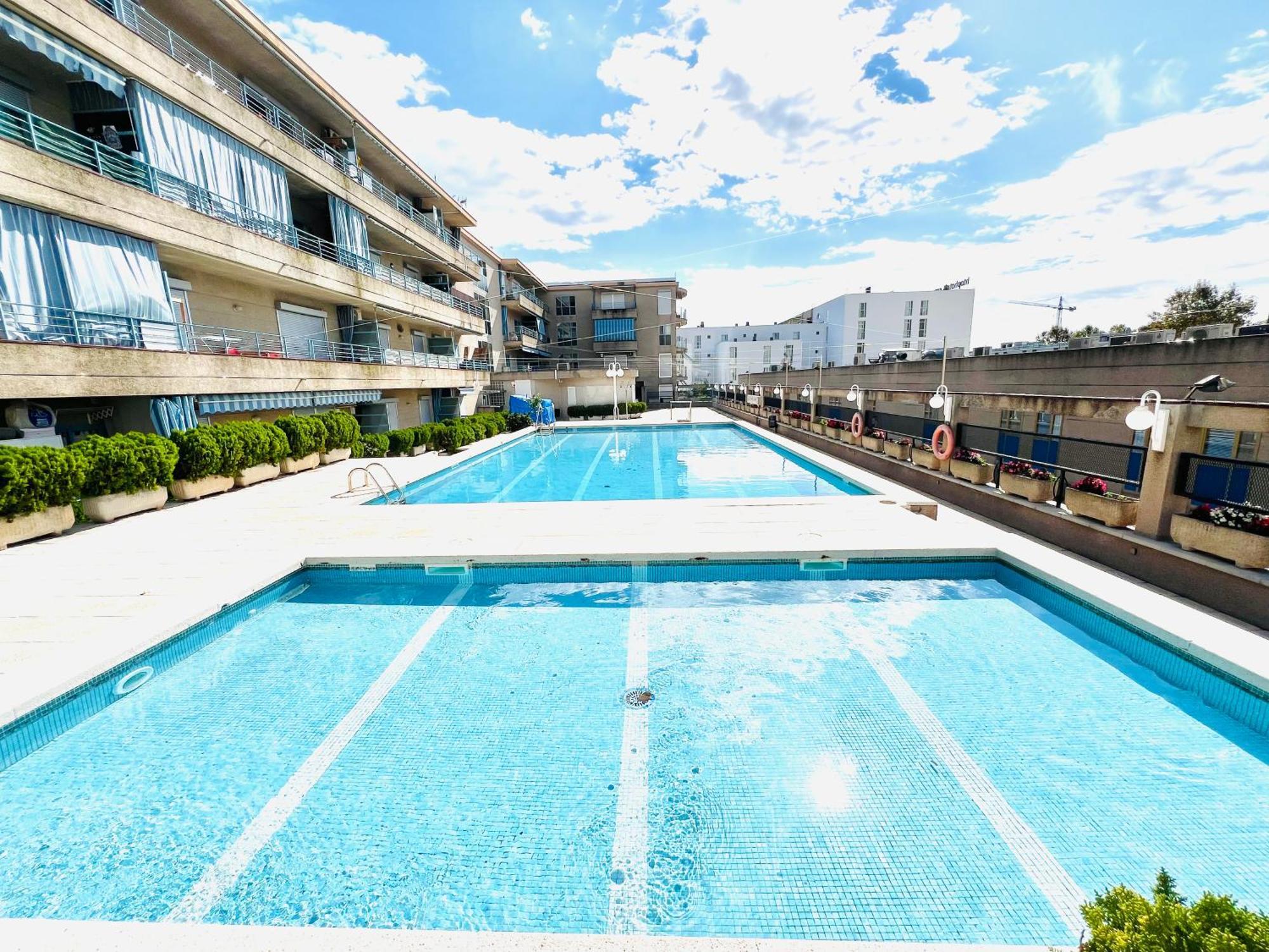 Apartamento Salvis Balcon Y Piscina Platja d'Aro Luaran gambar